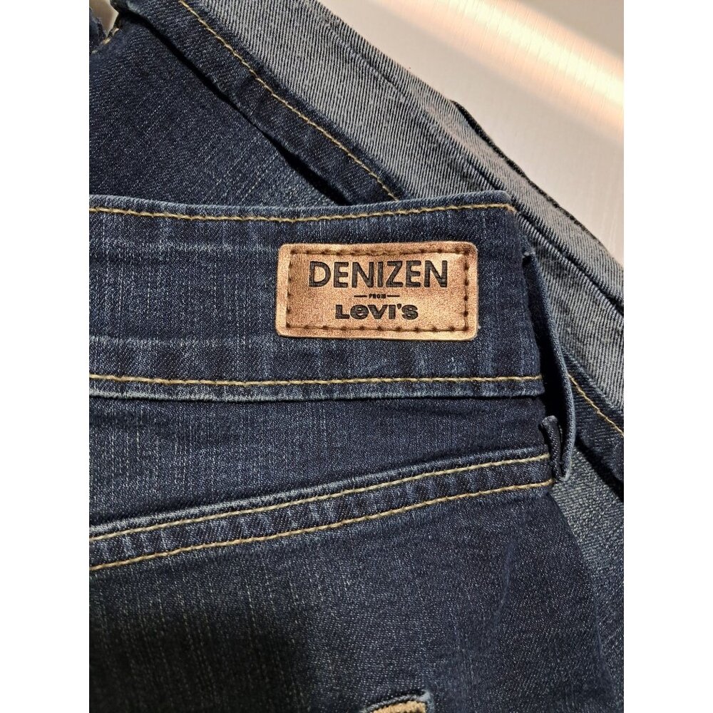 Denizen From Levis Womens Dark Wash Cuffed Denim Shorts Size 10 W30 Blue Stretch - Picture 3 of 11